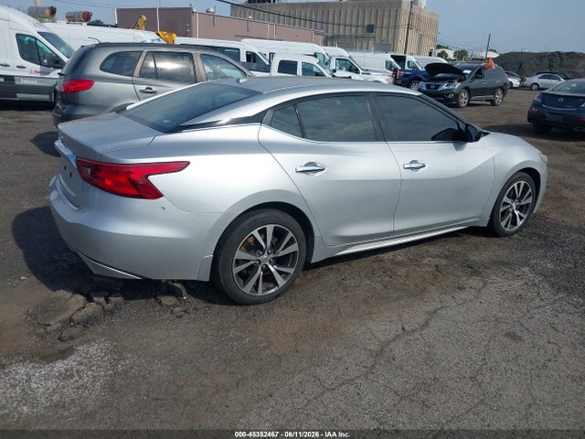 45352467 :رقم المزاد ، 1N4AA6AP1GC379010 vin ، 2016 Nissan Maxima 3.5 S مزاد بيع