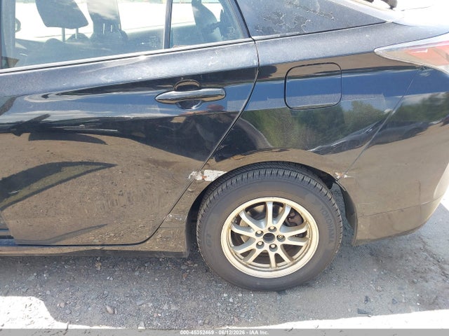 Toyota Prius Three 2016 JTDKARFU4G3522126 Image 20