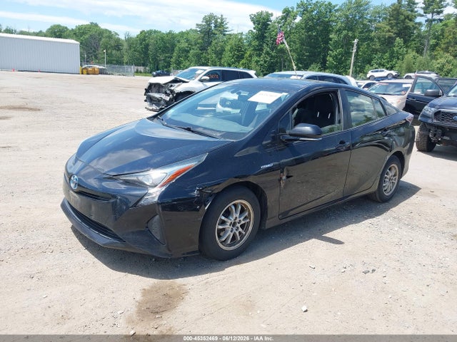 Toyota Prius Three 2016 JTDKARFU4G3522126 Image 2