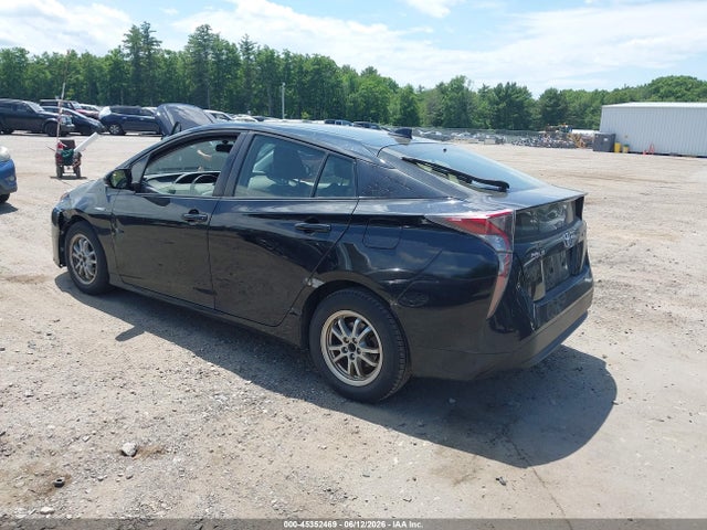 Toyota Prius Three 2016 JTDKARFU4G3522126 Image 3