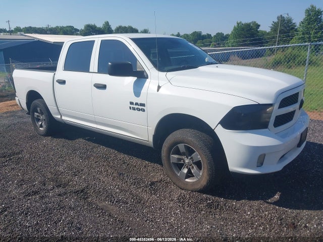 2018 Ram 1500 Express  4x4 5'7 Box მანქანა იყიდება აუქციონზე, vin: 1C6RR7KG9JS257977, აუქციონის ნომერი: 45352496