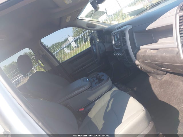 Продажа на аукционе авто 2018 Ram 1500 Express  4x4 5'7 Box, vin: 1C6RR7KG9JS257977, номер лота: 45352496
