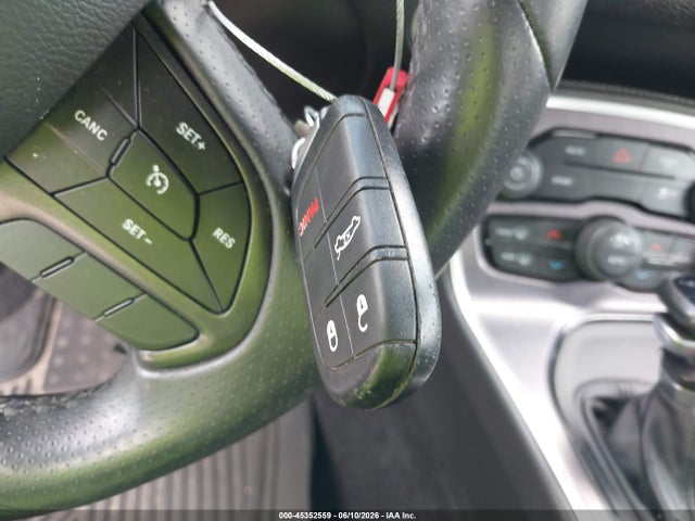 Dodge Challenger Sxt 2018 2C3CDZAG4JH204657 Image 11