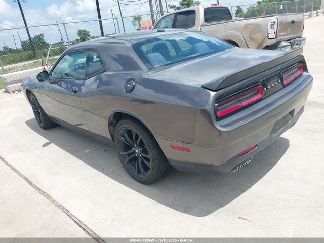 Dodge Challenger Sxt 2018 2C3CDZAG4JH204657 Image 3