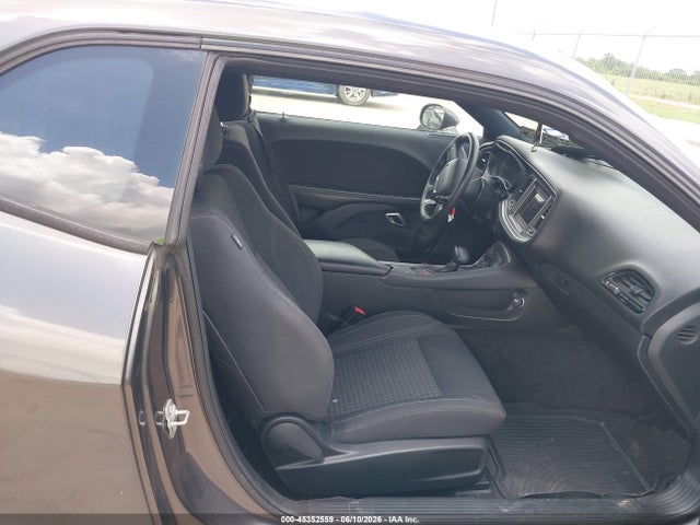 Dodge Challenger Sxt 2018 2C3CDZAG4JH204657 Image 5