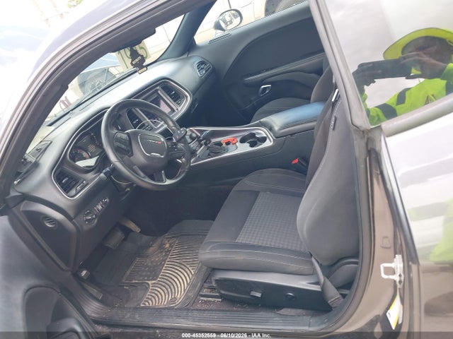 Dodge Challenger Sxt 2018 2C3CDZAG4JH204657 Image 8