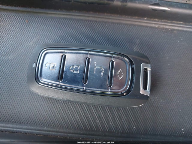 Продажа на аукционе авто 2021 Gmc Sierra 1500 4wd  Short Box Denali, vin: 3GTU9FEL1MG104012, номер лота: 45352583