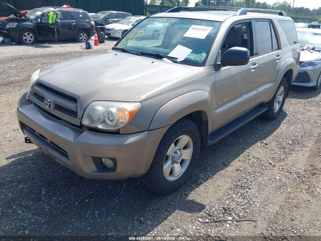 45352587 :رقم المزاد ، JTEBU14R760095026 vin ، 2006 Toyota 4runner Sr5 مزاد بيع