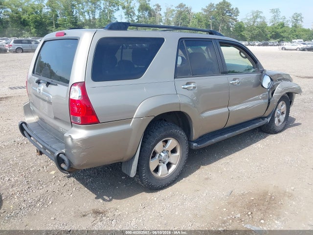 45352587 :رقم المزاد ، JTEBU14R760095026 vin ، 2006 Toyota 4runner Sr5 مزاد بيع