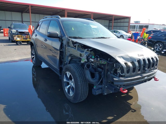 2014 Jeep Cherokee Trailhawk მანქანა იყიდება აუქციონზე, vin: 1C4PJMBS3EW139108, აუქციონის ნომერი: 45352590