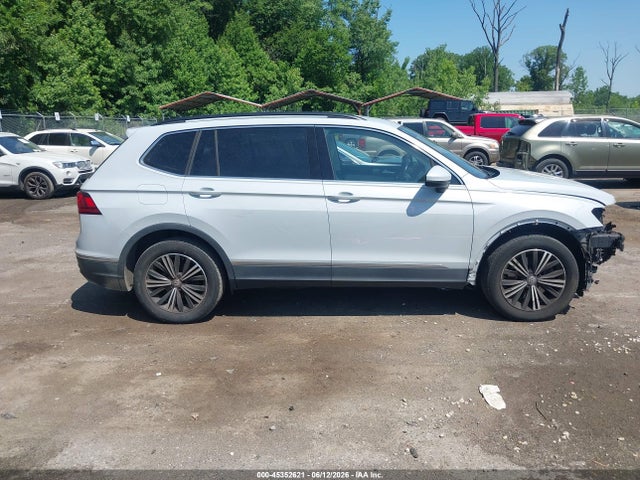 2018 Volkswagen Tiguan 2.0t Se/2.0t Sel მანქანა იყიდება აუქციონზე, vin: 3VV2B7AX5JM036676, აუქციონის ნომერი: 45352621