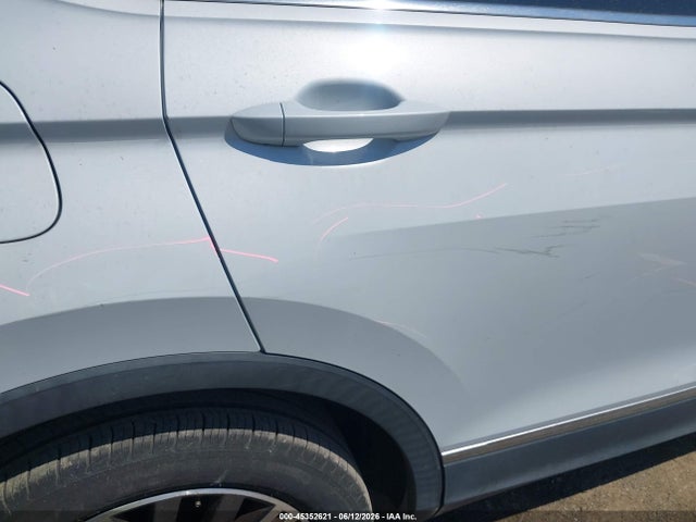 2018 Volkswagen Tiguan 2.0t Se/2.0t Sel მანქანა იყიდება აუქციონზე, vin: 3VV2B7AX5JM036676, აუქციონის ნომერი: 45352621