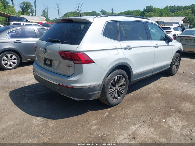 2018 Volkswagen Tiguan 2.0t Se/2.0t Sel მანქანა იყიდება აუქციონზე, vin: 3VV2B7AX5JM036676, აუქციონის ნომერი: 45352621