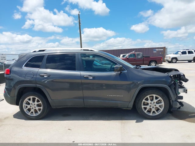 Продаж на аукціоні авто 2016 Jeep Cherokee Latitude, vin: 1C4PJLCS6GW114442, номер лоту: 45352663