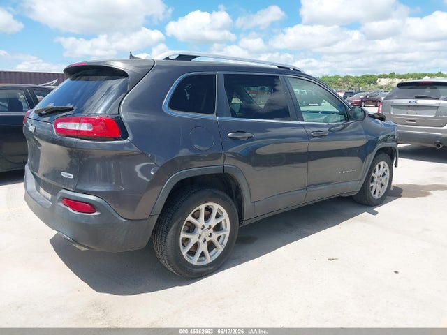 Продаж на аукціоні авто 2016 Jeep Cherokee Latitude, vin: 1C4PJLCS6GW114442, номер лоту: 45352663