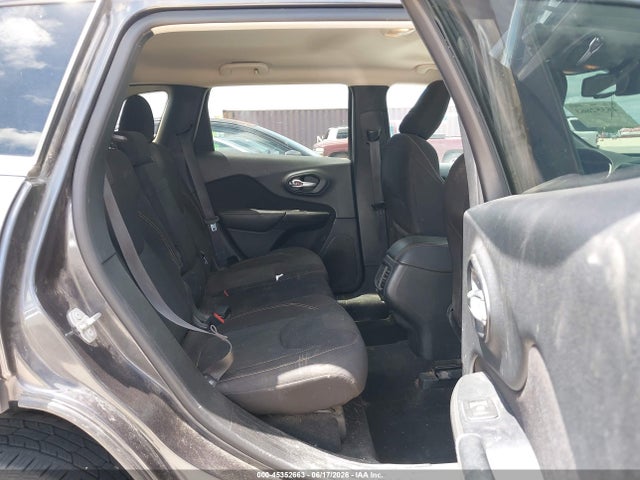 Продаж на аукціоні авто 2016 Jeep Cherokee Latitude, vin: 1C4PJLCS6GW114442, номер лоту: 45352663