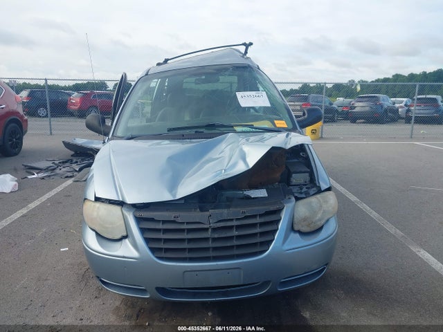45352667 :رقم المزاد ، 2C4GP54L75R425479 vin ، 2005 Chrysler Town & Country Touring مزاد بيع
