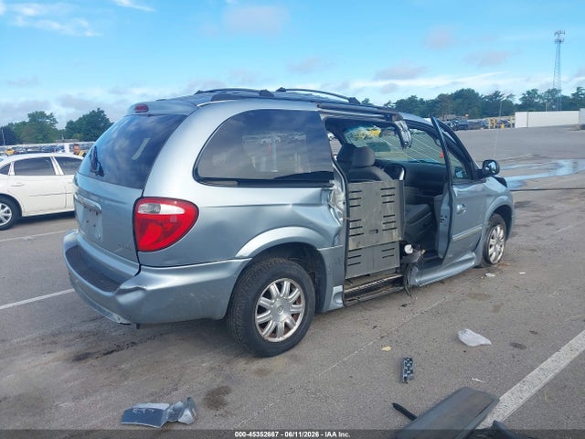 45352667 :رقم المزاد ، 2C4GP54L75R425479 vin ، 2005 Chrysler Town & Country Touring مزاد بيع