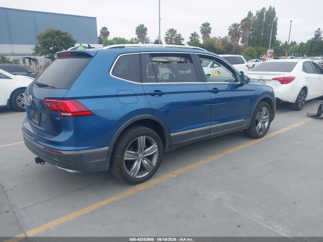 2018 Volkswagen Tiguan 2.0t Sel Premium მანქანა იყიდება აუქციონზე, vin: 3VV5B7AXXJM002794, აუქციონის ნომერი: 45352668