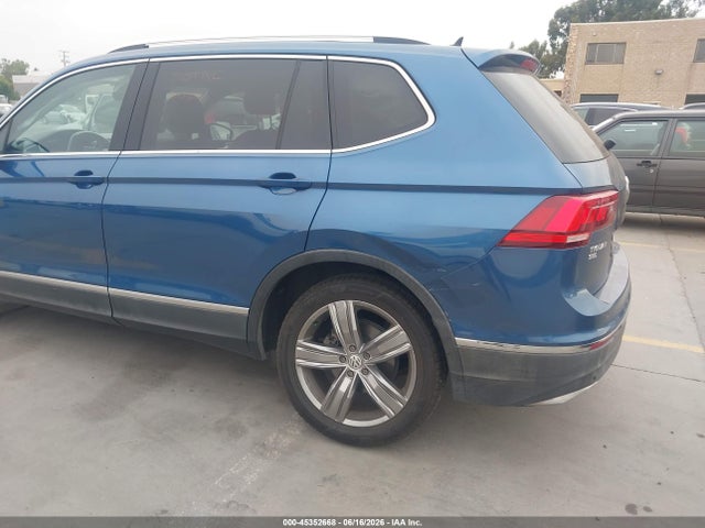 2018 Volkswagen Tiguan 2.0t Sel Premium მანქანა იყიდება აუქციონზე, vin: 3VV5B7AXXJM002794, აუქციონის ნომერი: 45352668