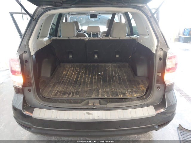 Продаж на аукціоні авто 2017 Subaru Forester 2.5i Premium, vin: JF2SJAEC1HH571445, номер лоту: 45352694