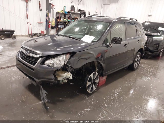 Продаж на аукціоні авто 2017 Subaru Forester 2.5i Premium, vin: JF2SJAEC1HH571445, номер лоту: 45352694
