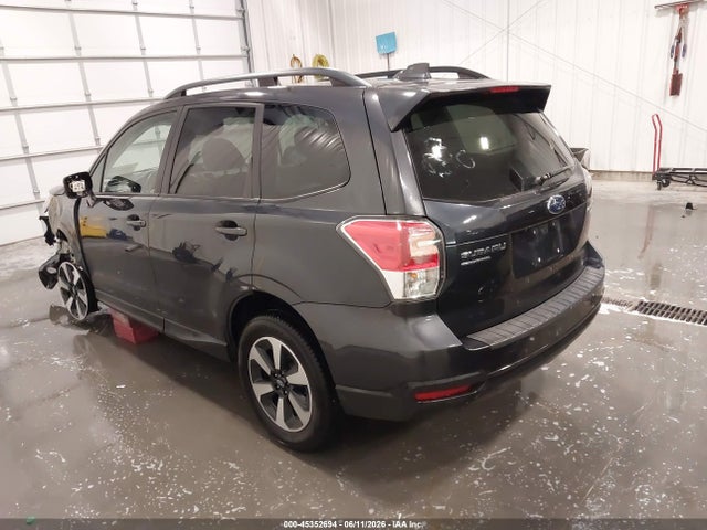 Продаж на аукціоні авто 2017 Subaru Forester 2.5i Premium, vin: JF2SJAEC1HH571445, номер лоту: 45352694