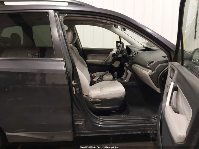 Продаж на аукціоні авто 2017 Subaru Forester 2.5i Premium, vin: JF2SJAEC1HH571445, номер лоту: 45352694