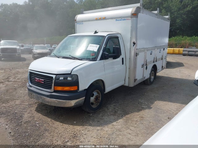 45352728 :رقم المزاد ، 1GD37RCG8H1196096 vin ، 2017 Gmc Savana Cutaway Work Van مزاد بيع