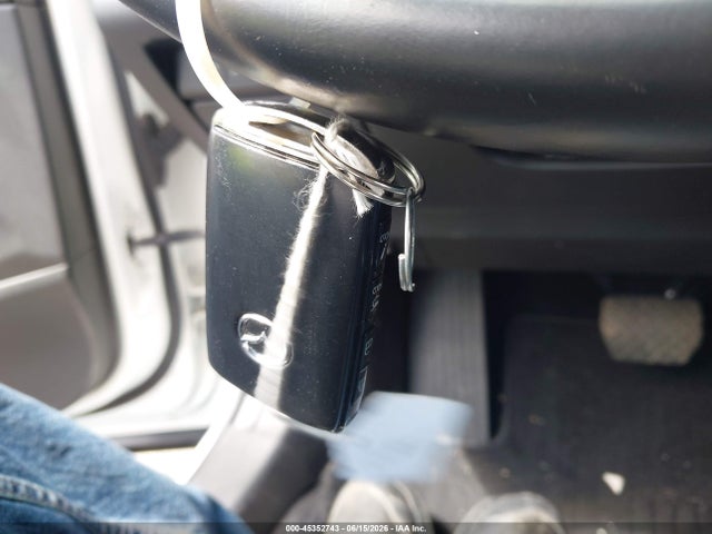 45352743 :رقم المزاد ، 3MVDMBDL2NM414485 vin ، 2022 Mazda Cx-30 Premium مزاد بيع