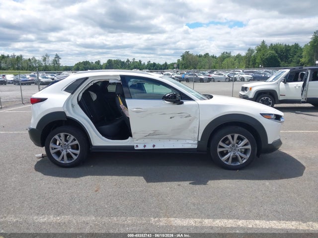 45352743 :رقم المزاد ، 3MVDMBDL2NM414485 vin ، 2022 Mazda Cx-30 Premium مزاد بيع