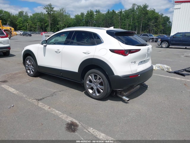 45352743 :رقم المزاد ، 3MVDMBDL2NM414485 vin ، 2022 Mazda Cx-30 Premium مزاد بيع