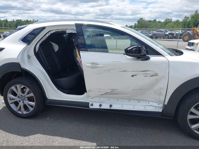 45352743 :رقم المزاد ، 3MVDMBDL2NM414485 vin ، 2022 Mazda Cx-30 Premium مزاد بيع