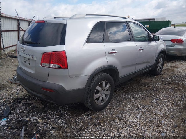 2011 Kia Sorento Lx მანქანა იყიდება აუქციონზე, vin: 5XYKT3A13BG017199, აუქციონის ნომერი: 45352770