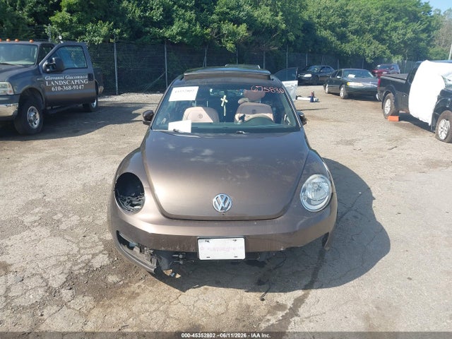 Продаж на аукціоні авто 2013 Volkswagen Beetle 2.5l, vin: 3VWJP7AT3DM675830, номер лоту: 45352802