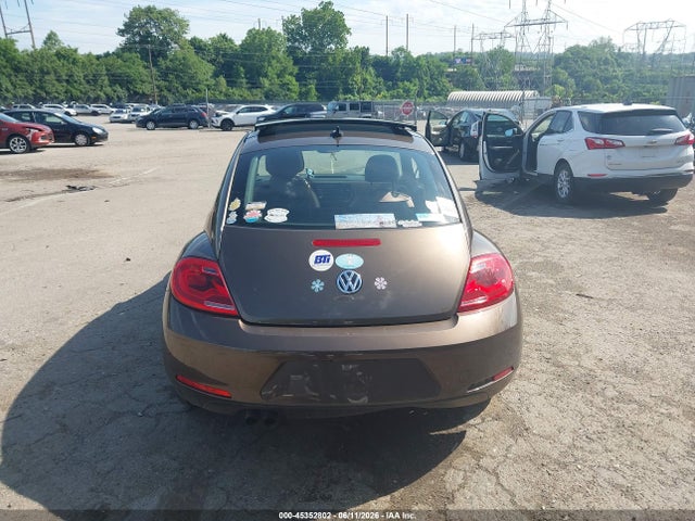 Продаж на аукціоні авто 2013 Volkswagen Beetle 2.5l, vin: 3VWJP7AT3DM675830, номер лоту: 45352802