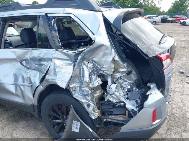 Subaru Outback 2.5i Limited 2016 4S4BSAJC4G3222854 Image 6