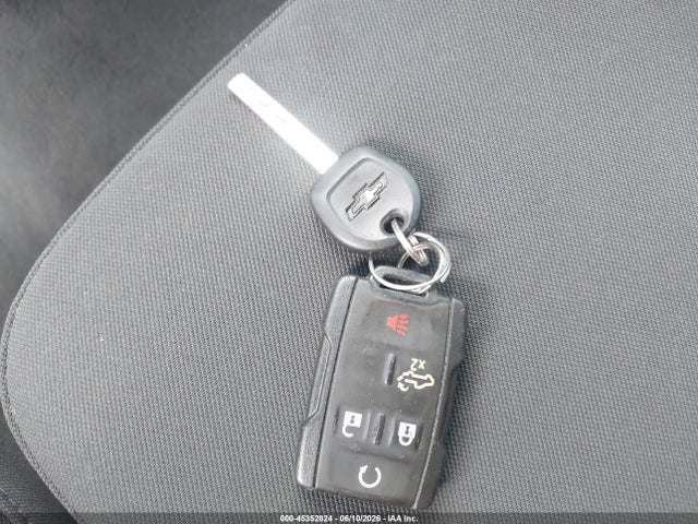 Продаж на аукціоні авто 2021 Chevrolet Silverado 1500 4wd  Short Bed Custom, vin: 3GCPYBEK7MG239415, номер лоту: 45352824