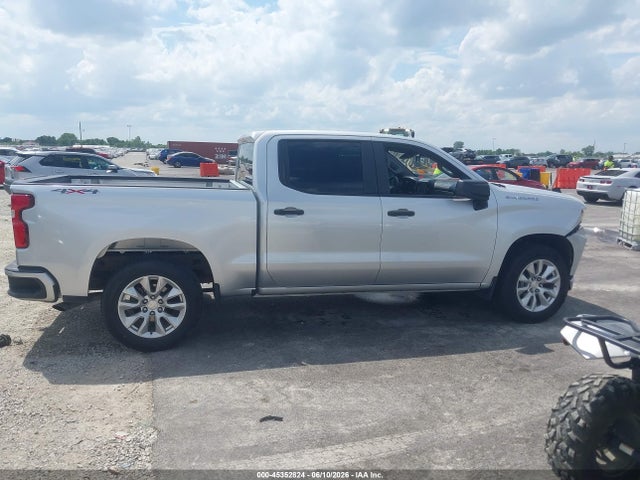 Продаж на аукціоні авто 2021 Chevrolet Silverado 1500 4wd  Short Bed Custom, vin: 3GCPYBEK7MG239415, номер лоту: 45352824