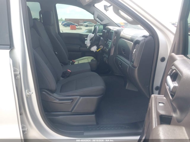 Продаж на аукціоні авто 2021 Chevrolet Silverado 1500 4wd  Short Bed Custom, vin: 3GCPYBEK7MG239415, номер лоту: 45352824