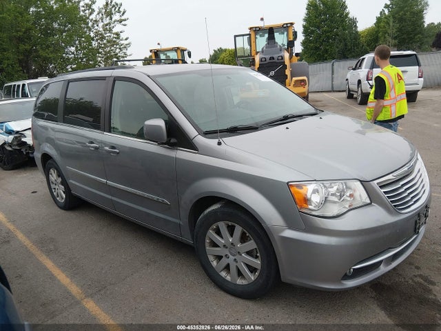 Продажа на аукционе авто 2015 Chrysler Town & Country Touring, vin: 2C4RC1BG1FR637766, номер лота: 45352826