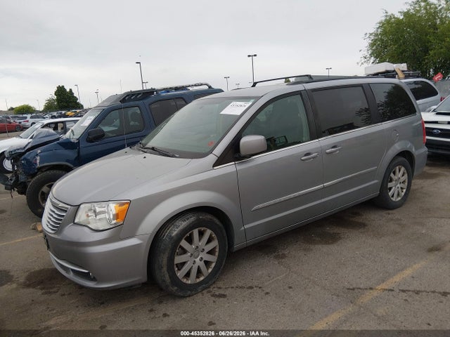 Продажа на аукционе авто 2015 Chrysler Town & Country Touring, vin: 2C4RC1BG1FR637766, номер лота: 45352826