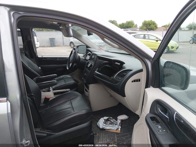Продажа на аукционе авто 2015 Chrysler Town & Country Touring, vin: 2C4RC1BG1FR637766, номер лота: 45352826