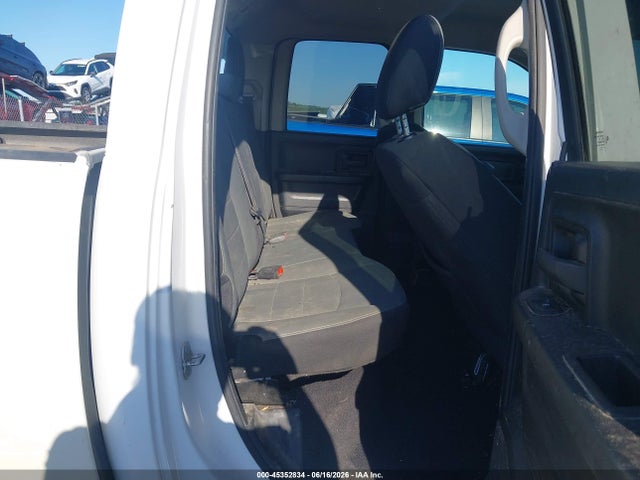 2021 Ram 1500 Classic Tradesman  4x4 6'4 Box მანქანა იყიდება აუქციონზე, vin: 1C6RR7FT7MS584373, აუქციონის ნომერი: 45352834