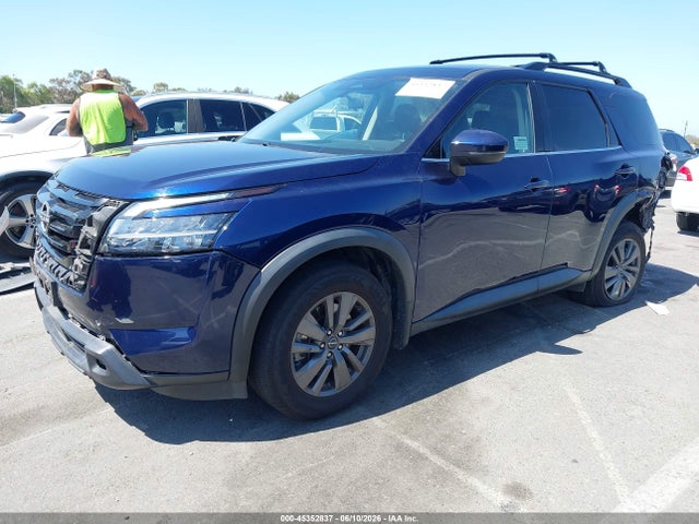 5N1DR3BA0NC236647 Nissan Pathfinder Sv 2wd