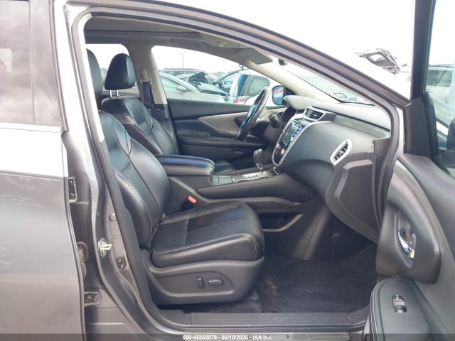 45352879 :رقم المزاد ، 5N1AZ2MG4HN104353 vin ، 2017 Nissan Murano Platinum مزاد بيع