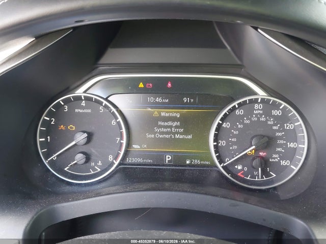45352879 :رقم المزاد ، 5N1AZ2MG4HN104353 vin ، 2017 Nissan Murano Platinum مزاد بيع
