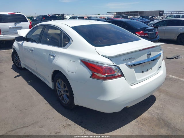 Nissan Altima 2.5 S 2015 1N4AL3AP0FN916204 Image 3