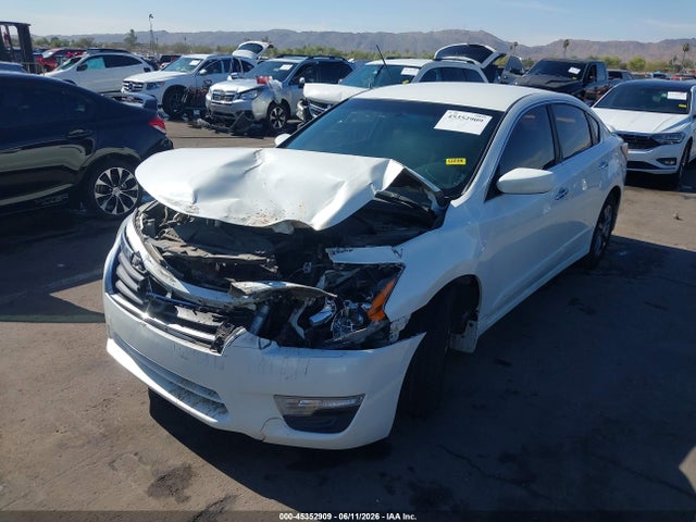 Nissan Altima 2.5 S 2015 1N4AL3AP0FN916204 Image 6