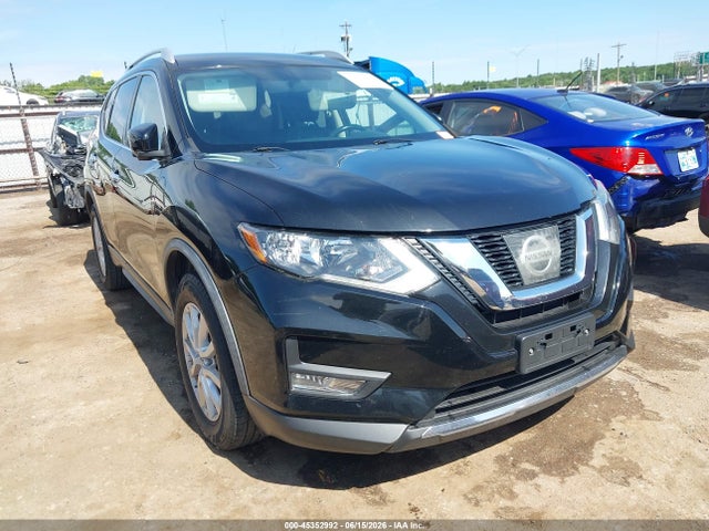 Auction sale of the 2017 Nissan Rogue Sv, vin: JN8AT2MT0HW405879, lot number: 45352992